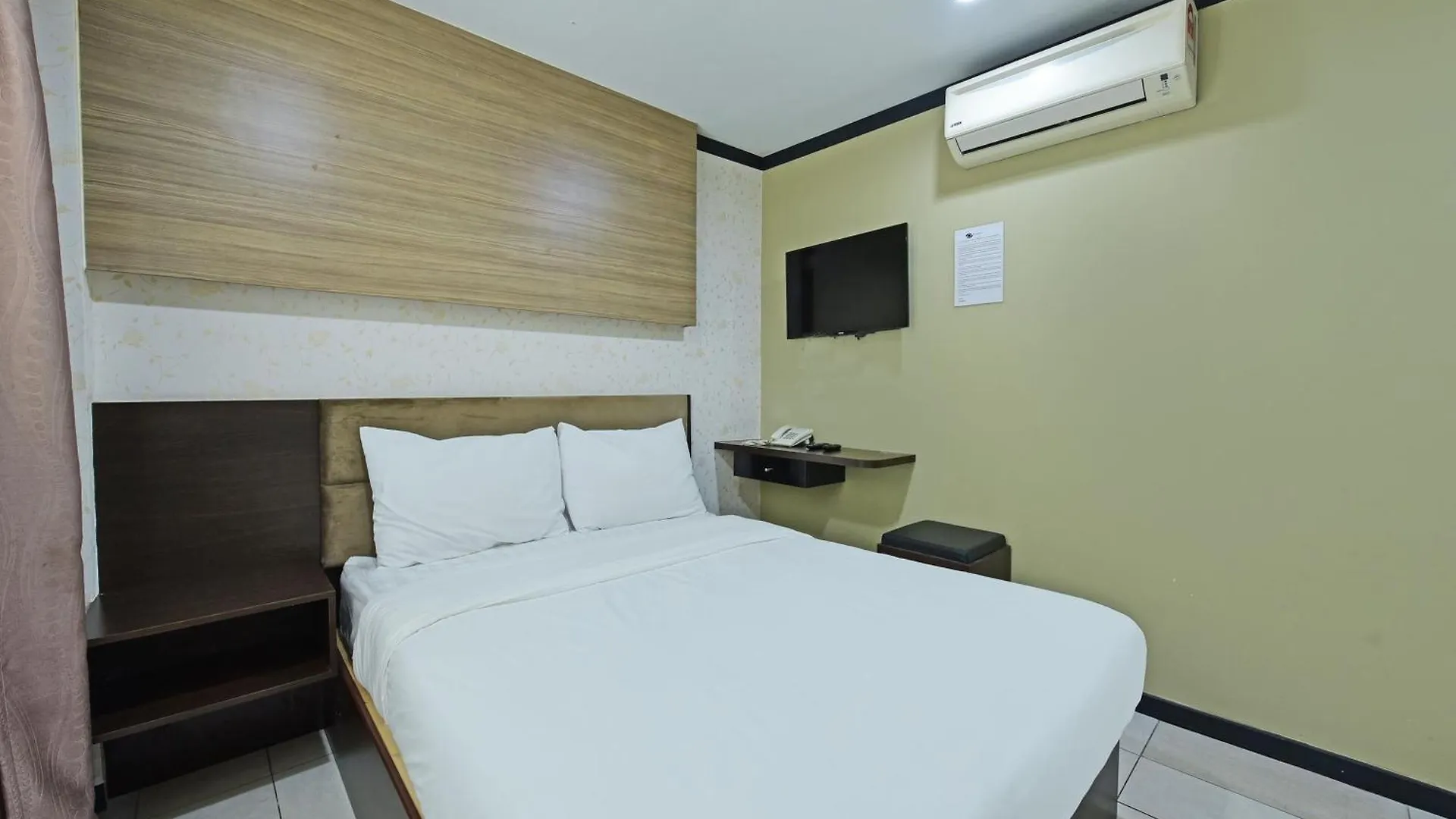 קואלה לומפור Oyo 91009 One Enigma Hotel
