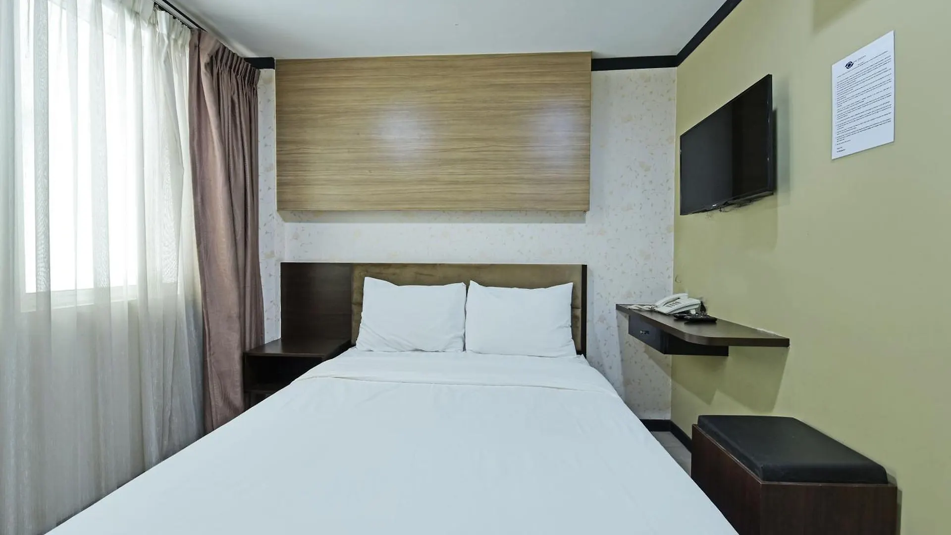 Oyo 91009 One Enigma Hotel Куала-Лумпур 3*,  Малайзия
